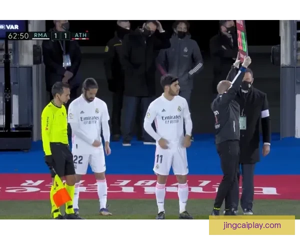 巴萨遭裁判偏袒马竞球员脚踝受伤未被罚 皇马队长妻子怒批裁判失误